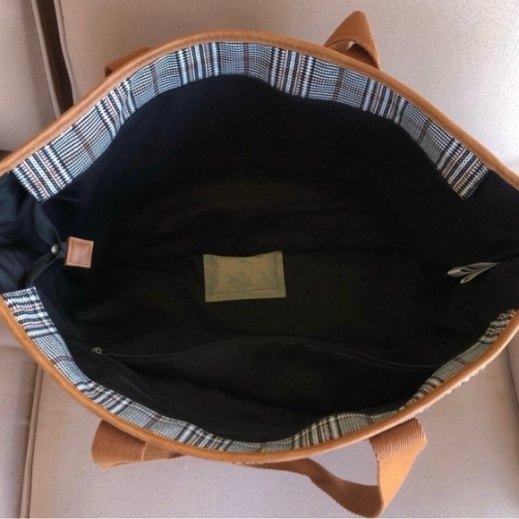 Thirty One Take Along Weekender in Plaid About You Weave BNIP! Has Monogram! - Picture 9 of 13